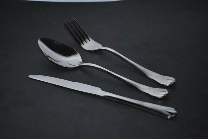 供应广州酒店不锈钢餐具，批发不锈钢刀叉，很高档价格很便宜的刀叉勺