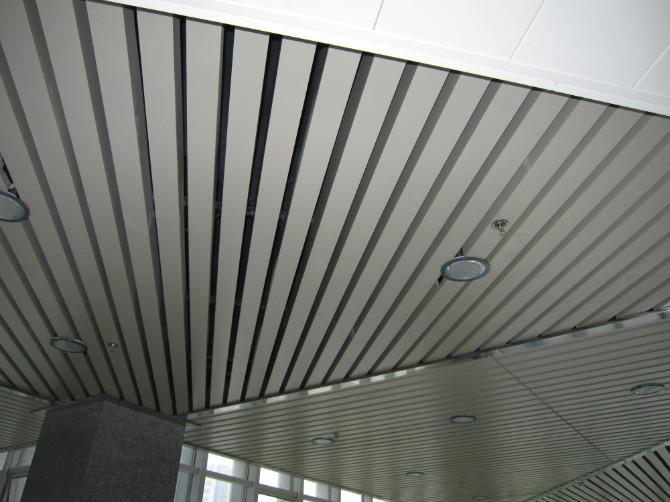 铝单板勾搭式天花大厅开孔批发