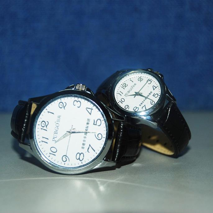 厂家供应礼品表 质优价廉 款式多多 有男士手表和女士手表供选哦