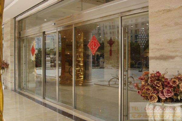 北京市西城区安装钢化玻璃门厂家供应西城区安装钢化玻璃门 定做玻璃门