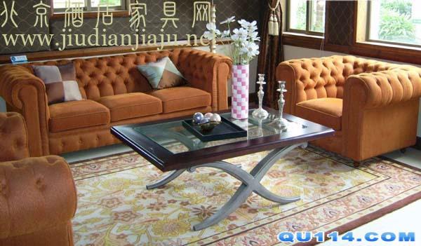 供应北京专业维修沙发床垫椅子餐椅卡座翻新订做做沙发套图片