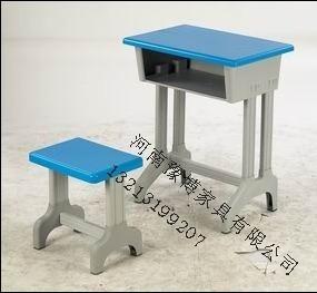 塑钢课桌幼儿课桌二手课桌椅子批发