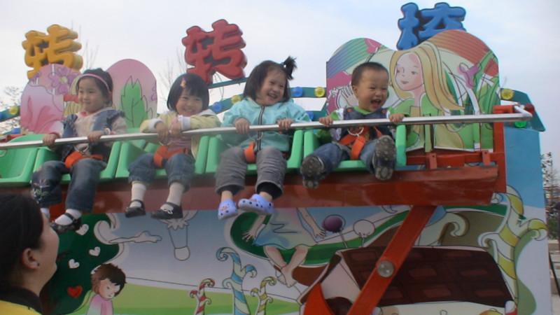 供应游乐生产厂家儿童玩具转转椅生产儿童游乐设备厂家游乐园设施