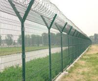 供应生态园围栏网/防护网-刀片刺绳护栏