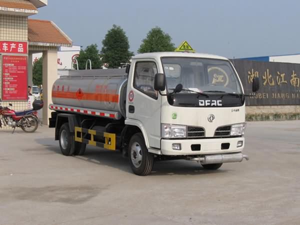 江特牌JDF5060GJY型加油车