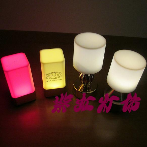供应新款迷你方型LED充电酒店装饰台灯 紫虹灯饰 充电装饰烛台