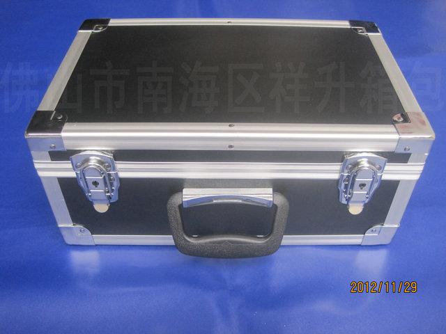 供应批发上海铝合金加固工具箱器械箱图片