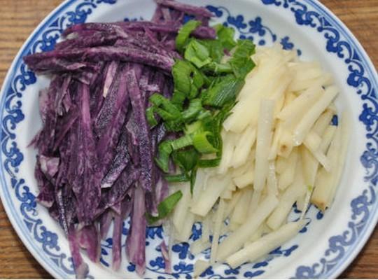 土豆尘黑紫色的原因是富含花青素批发