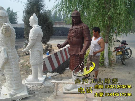 供应呼和浩特玻璃钢蒙古马骑士雕塑