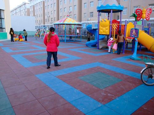 供应番禺儿童娱乐场专用橡胶地板