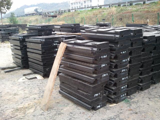 供应上海铁路橡胶道口板供应商铁道部指定供货商橡胶垫板