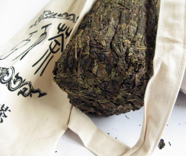 益阳市黑茶时代厂家供应黑茶时代 21世纪的健康之饮 湖南安化黑茶白沙溪百两茶价格