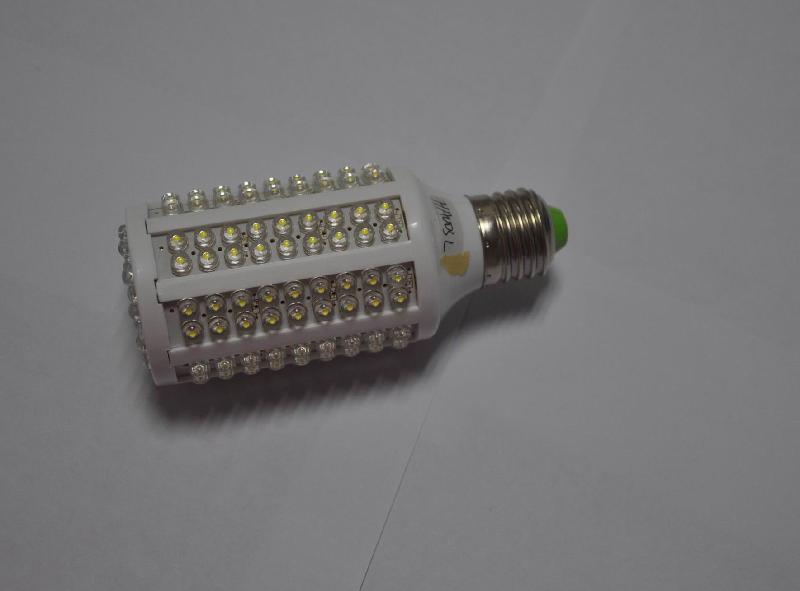 供应深圳LED菠萝灯，LED玉米棒灯，LED玉米灯，LED灯泡