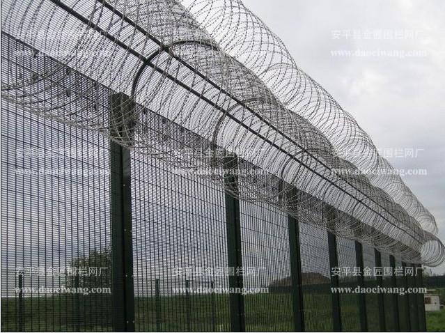供应陕西监狱钢网墙规格、陕西钢网墙报价、陕西钢网墙材质