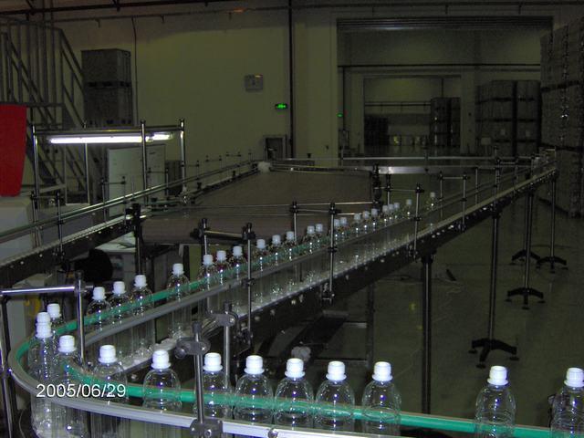 供应塑料瓶链板输送机