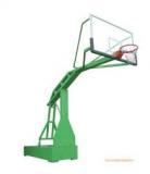 手动液压篮球架，具有国内领先的升降，移动，折叠性能图片