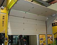 供应北京专业安装电动卷帘门不锈钢卷帘图片