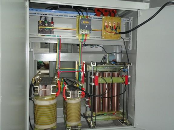 供应优质纯铜三相交流稳压器三相补偿式稳压器