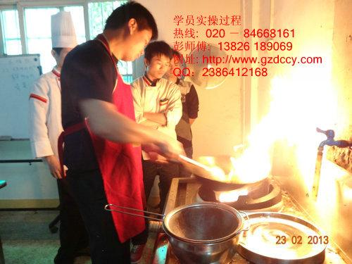 供应湘赣木桶饭加盟木桶饭培训专业级木桶饭厨师学校培训