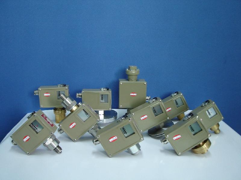 供应D502/7D防爆型压力控制器