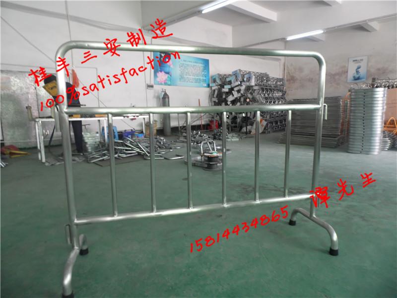 供应深圳带广告牌子不锈钢活动护栏