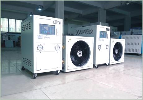 供应苏州工业园区冷水机，制冷机，冷冻机，螺杆机图片