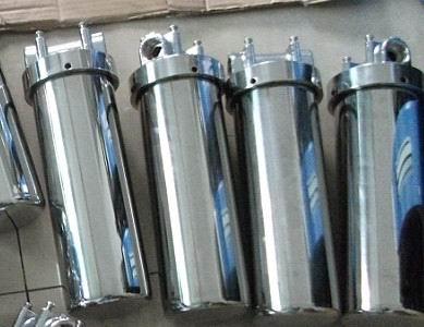 供应生产不锈钢液体过滤器，多袋式过滤器，滤芯式过滤器