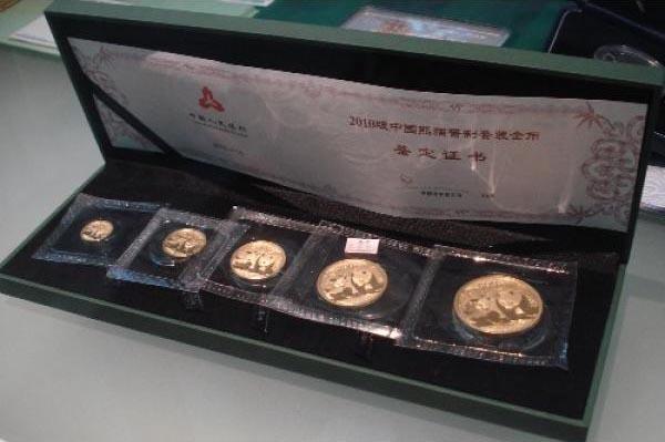 供应2013年熊猫金币套装图片