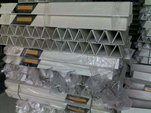 深圳玻璃钢防眩板的价格
