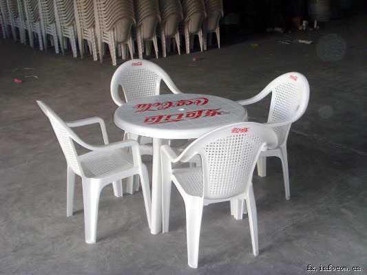 供应饮料促销用塑料桌椅