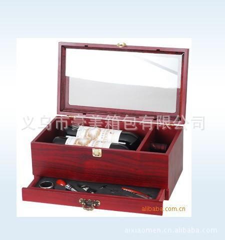 供应开窗含红酒工具套装仿木酒盒图片