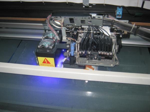 厂家玻璃喷画机爱普生万能打印机批发