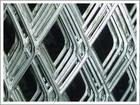 供应热镀锌钢板网-河北优质钢板网