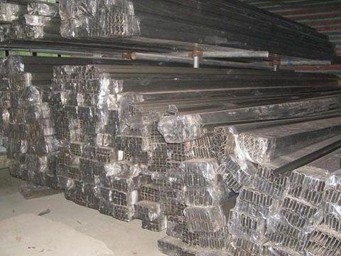 供应湖北宜昌橱柜晶钢门铝材