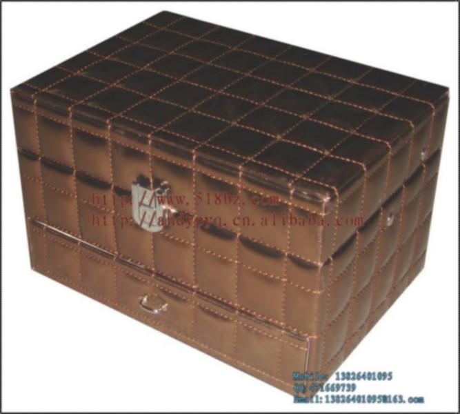 大批量销售高档月饼盒食品包装盒供应大批量销售高档月饼盒食品包装盒