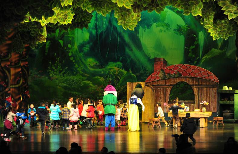 北京市儿童剧《白雪公主》全国演出厂家供应儿童剧《白雪公主》全国演出