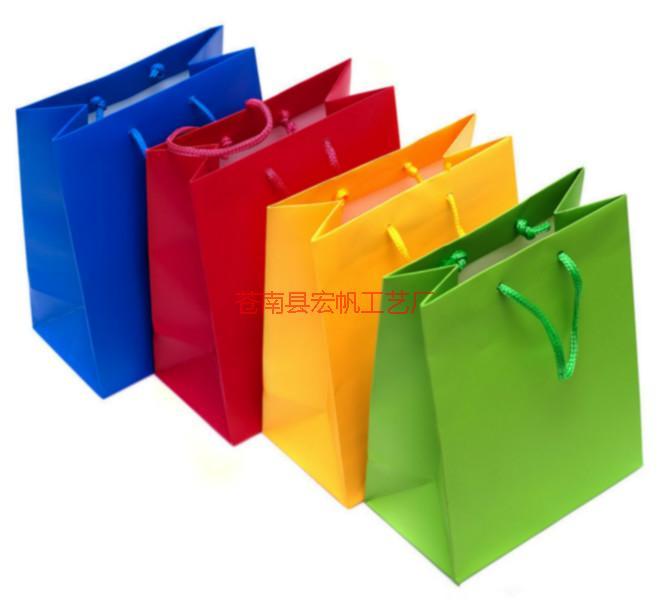 供应广告企业礼品袋设计定制，饰品纸袋/ 品牌服装袋/ 化妆品袋定制
