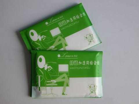供应贵州正安钱包式纸抽/ 荷包式餐巾纸供应商/ 广告纸抽定做