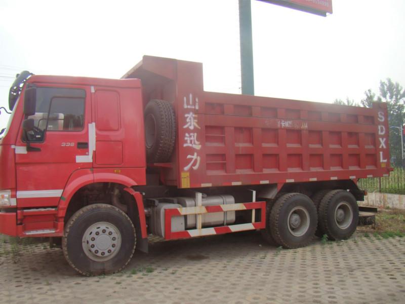 供应中国重汽国三排放豪沃64自卸车