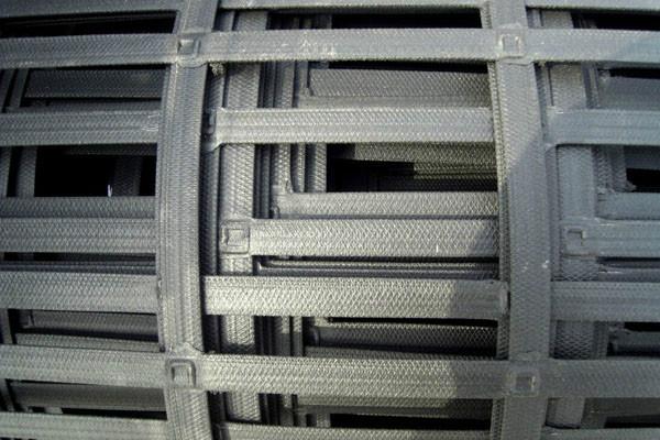 钢塑焊接格栅 山东专业钢塑焊接格栅厂家 钢塑焊接格栅全国最低价 钢塑图片