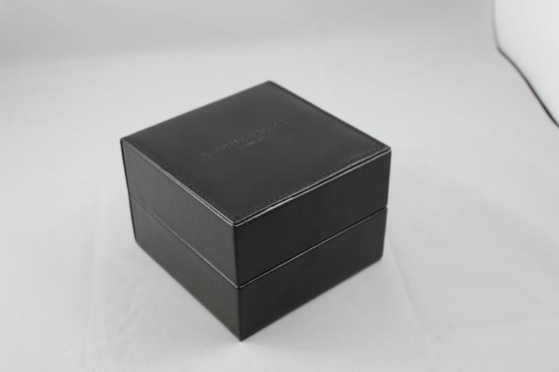 手表包装盒供应手表包装盒  高档PU皮男女商务手表胶胚盒子 皮质塑料中性手表盒