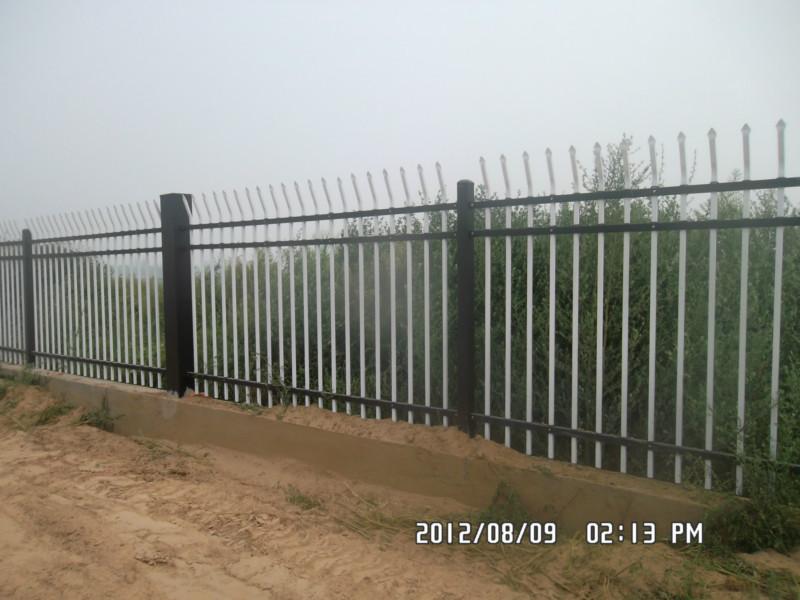 护栏厂家 河南护栏厂家 新乡护栏厂家 供应优质热镀锌护栏 户外围栏 