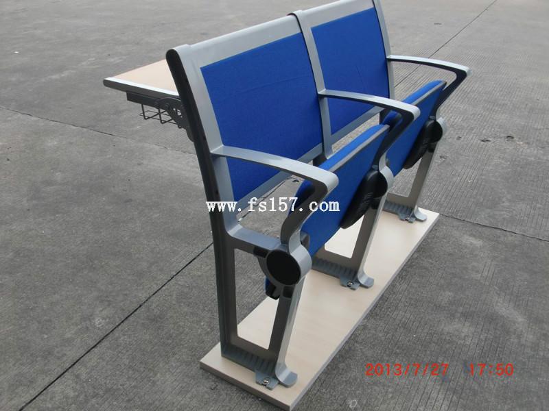 供应哪个厂家生产排椅的质量好，哪个厂家生产排椅价格优惠