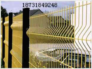 供应桥梁隔离网价格高速隔离栅厂家/桥梁防抛网护栏样版图图片