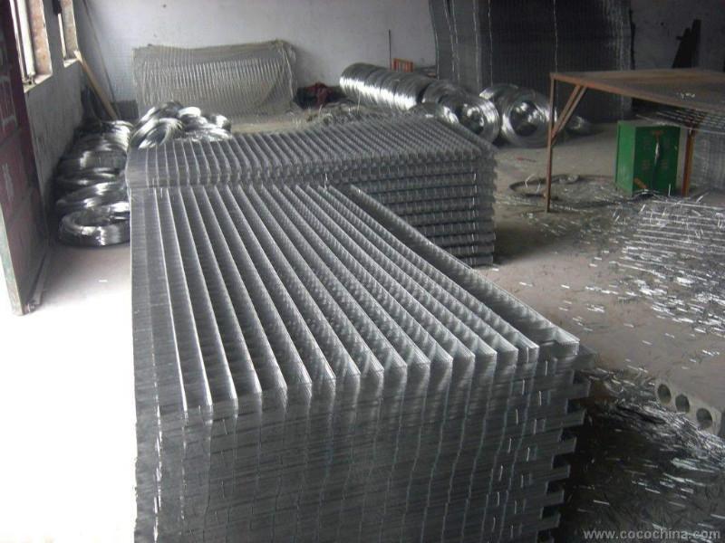 供应厂家低价批发大量现货电焊网
