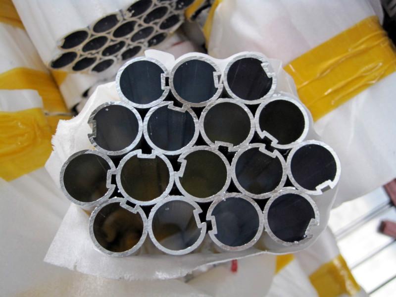 供应6063/6061铝管，大截面铝管，厚壁铝管，可开模定做异型铝管图片