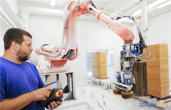 二手工业机器人温州进口清关收费标准？