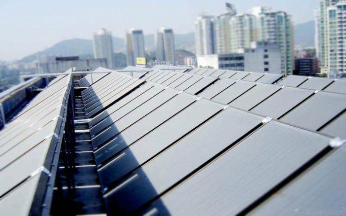 供应深圳太阳能热水器安装
