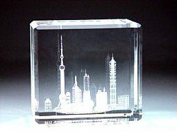 供应上海水晶纪念品，企业周年庆纪念品，上海东方明珠内雕纪念品