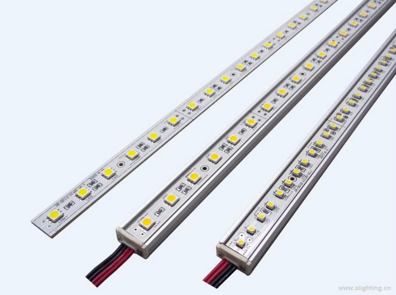 LED5630贴片防水硬灯条厂家直销LED5630防水硬灯条、高亮LED硬灯条、LED灯条